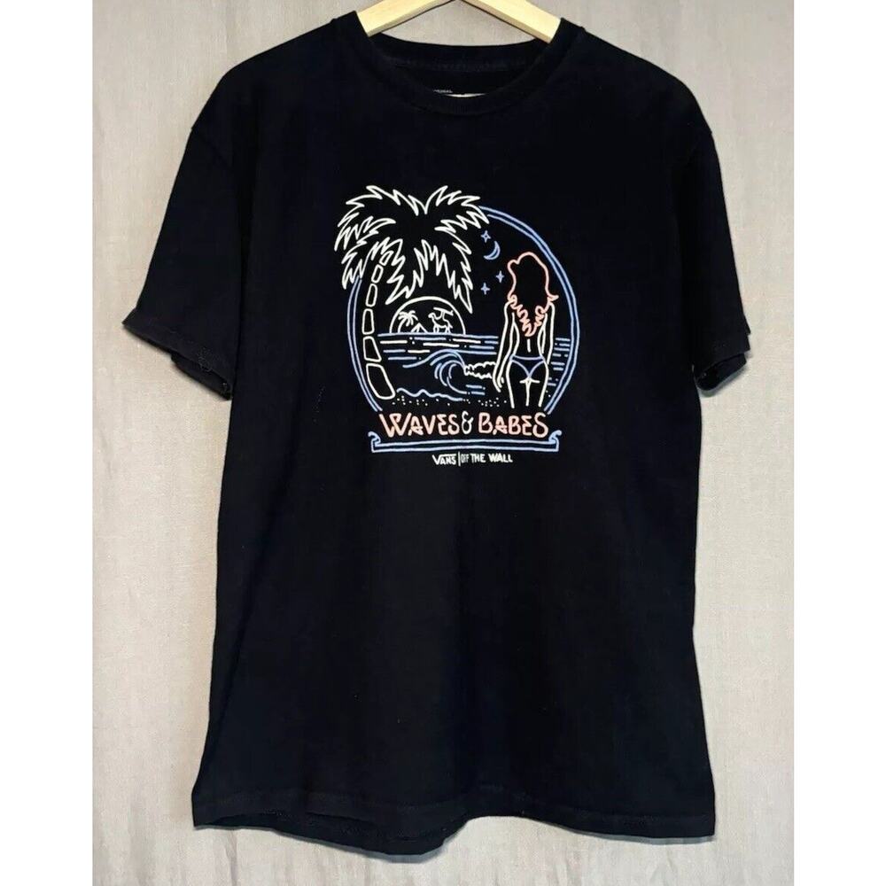 Vans T Shirt Size Medium “Waves N Babes” Off The Wall Rare Vans Shirt Surf Men’s